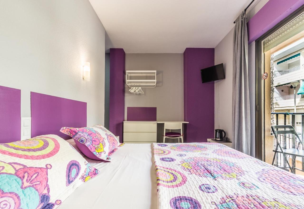 Hostal Tropical อัลมูเญการ์ ภายนอก รูปภาพ