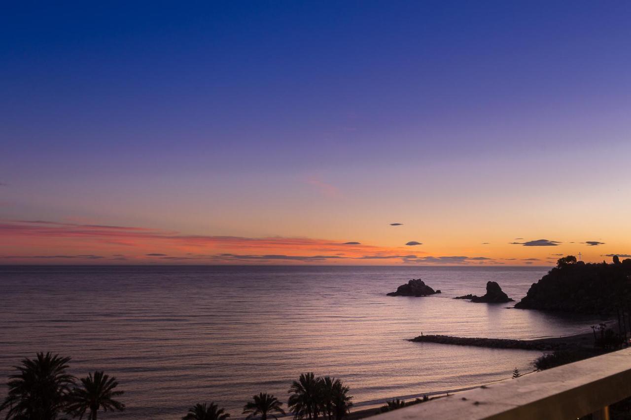 Hostal Tropical อัลมูเญการ์ ภายนอก รูปภาพ