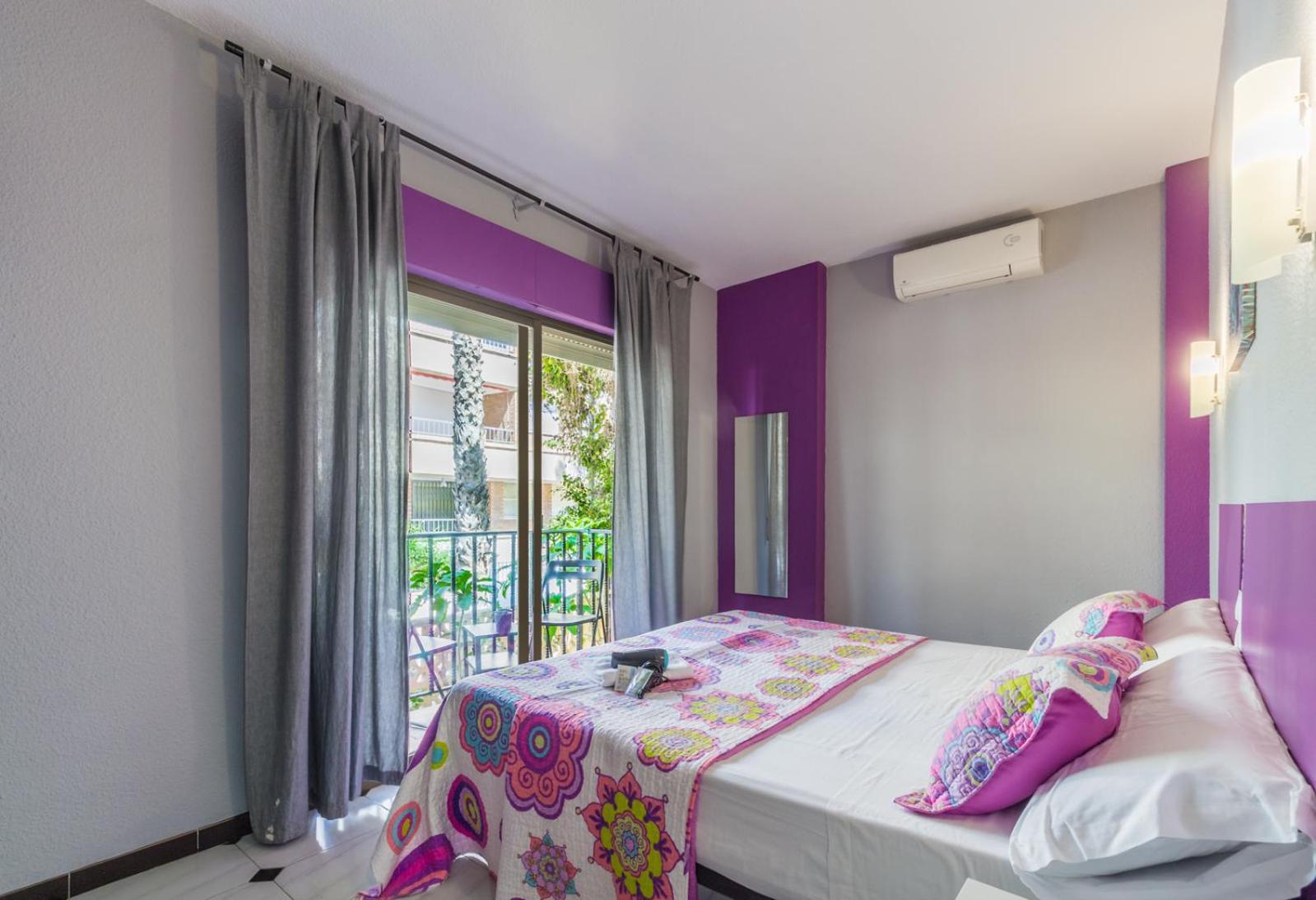 Hostal Tropical อัลมูเญการ์ ภายนอก รูปภาพ