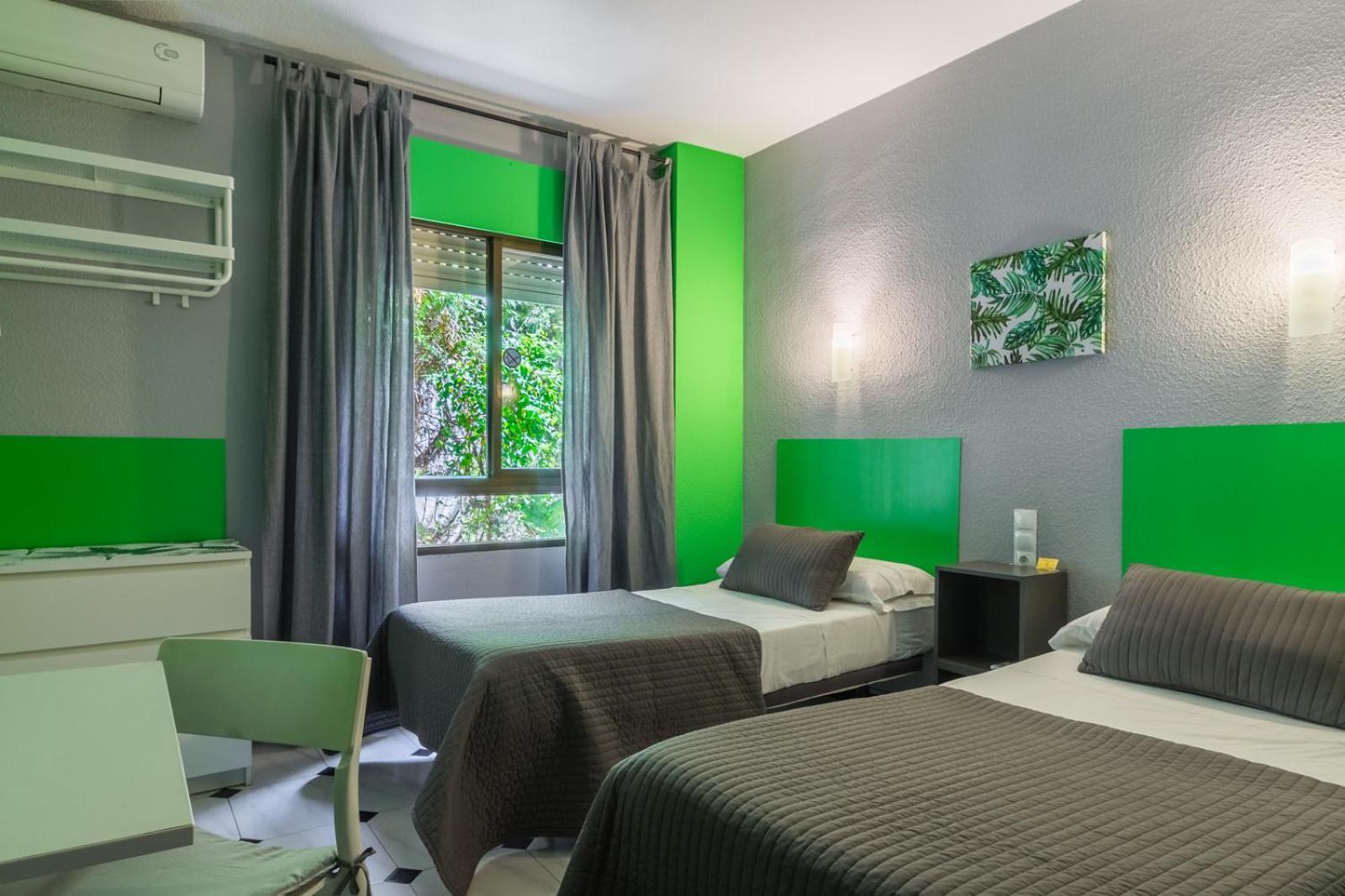 Hostal Tropical อัลมูเญการ์ ภายนอก รูปภาพ
